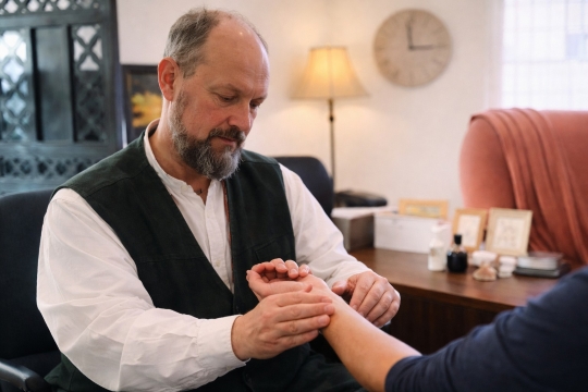 khabir-taking-pulse2017b